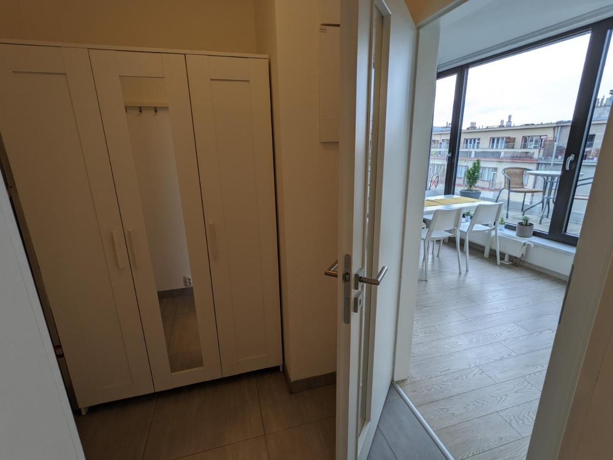 Cozy Apartment With Big Terrace In Central Prague - Karlin Kültér fotó