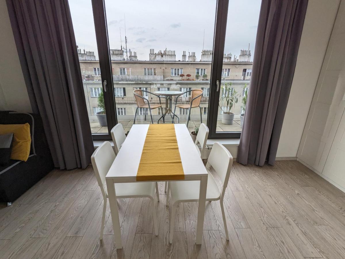 Cozy Apartment With Big Terrace In Central Prague - Karlin Kültér fotó